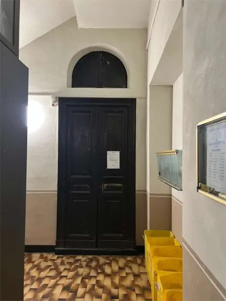 Negozio via Gioberti 54, Torino