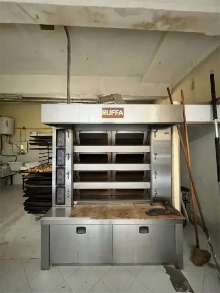 Negozio via Gioberti 54, Torino