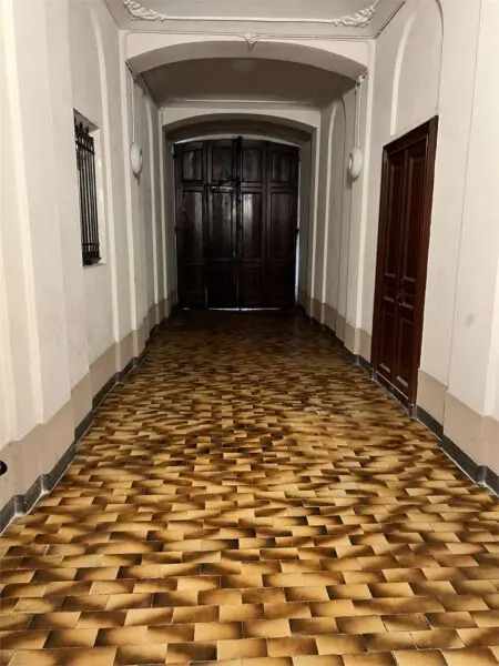Negozio via Gioberti 54, Torino