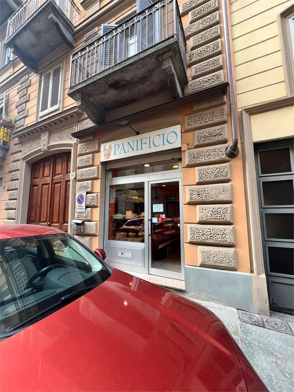 Immagine per Negozio in vendita a Torino via Gioberti 54