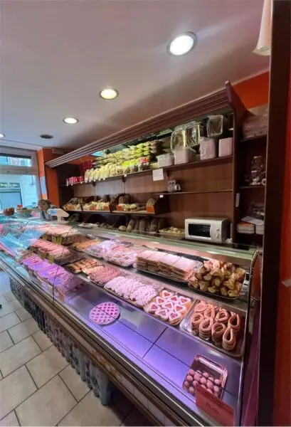 Negozio via Gioberti 54, Torino