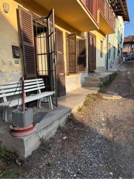 Appartamento via Principe Della Cisterna 25, Reano