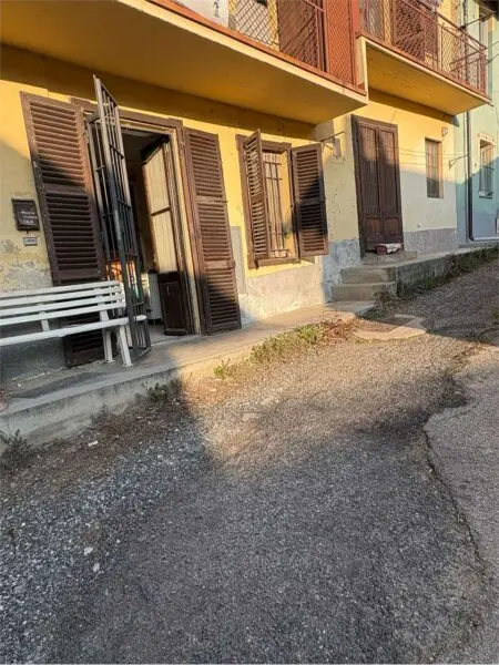 Appartamento via Principe Della Cisterna 25, Reano