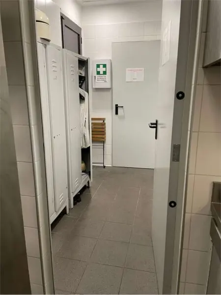 Negozio corso Taranto 28/d, Torino