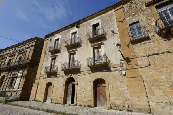 Palazzo via Piano Carcere, Piazza Armerina
