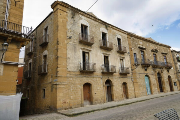 Palazzo via Piano Carcere, Piazza Armerina