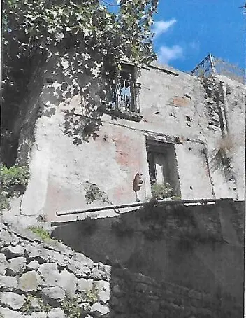 Villa Trifamiliare via Santo Spirito 18, Bova