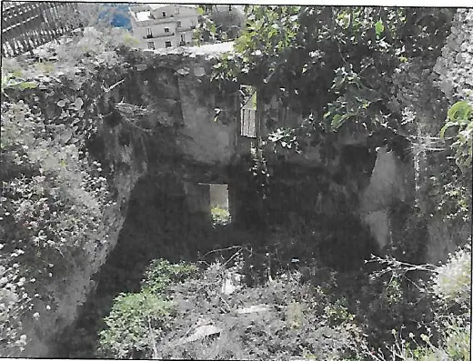 Villa Trifamiliare via Santo Spirito 18, Bova