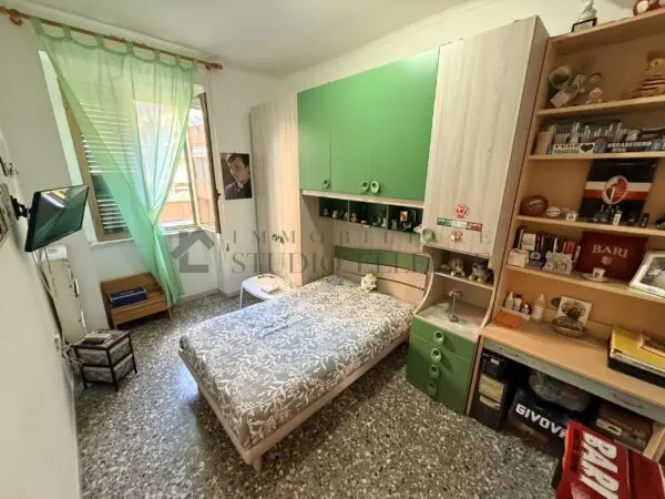 Trilocale via Michele Fiorino 38, Bari