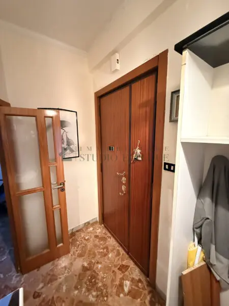 Bilocale via Napoli 244, Bari