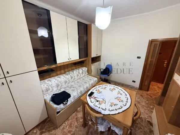 Bilocale via Napoli 244, Bari