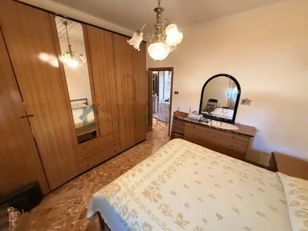 Bilocale via Napoli 244, Bari