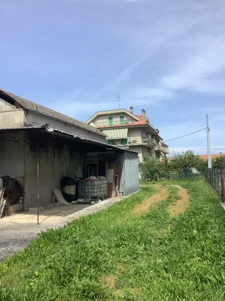 Palazzo - Stabile via Salaria 200, Monsampolo Del Tronto