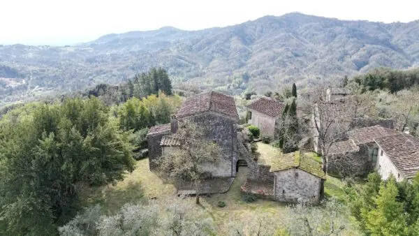 Casale 11/A, Lucca