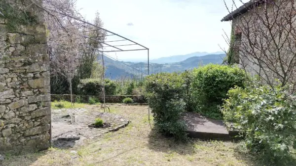 Casale 11/A, Lucca
