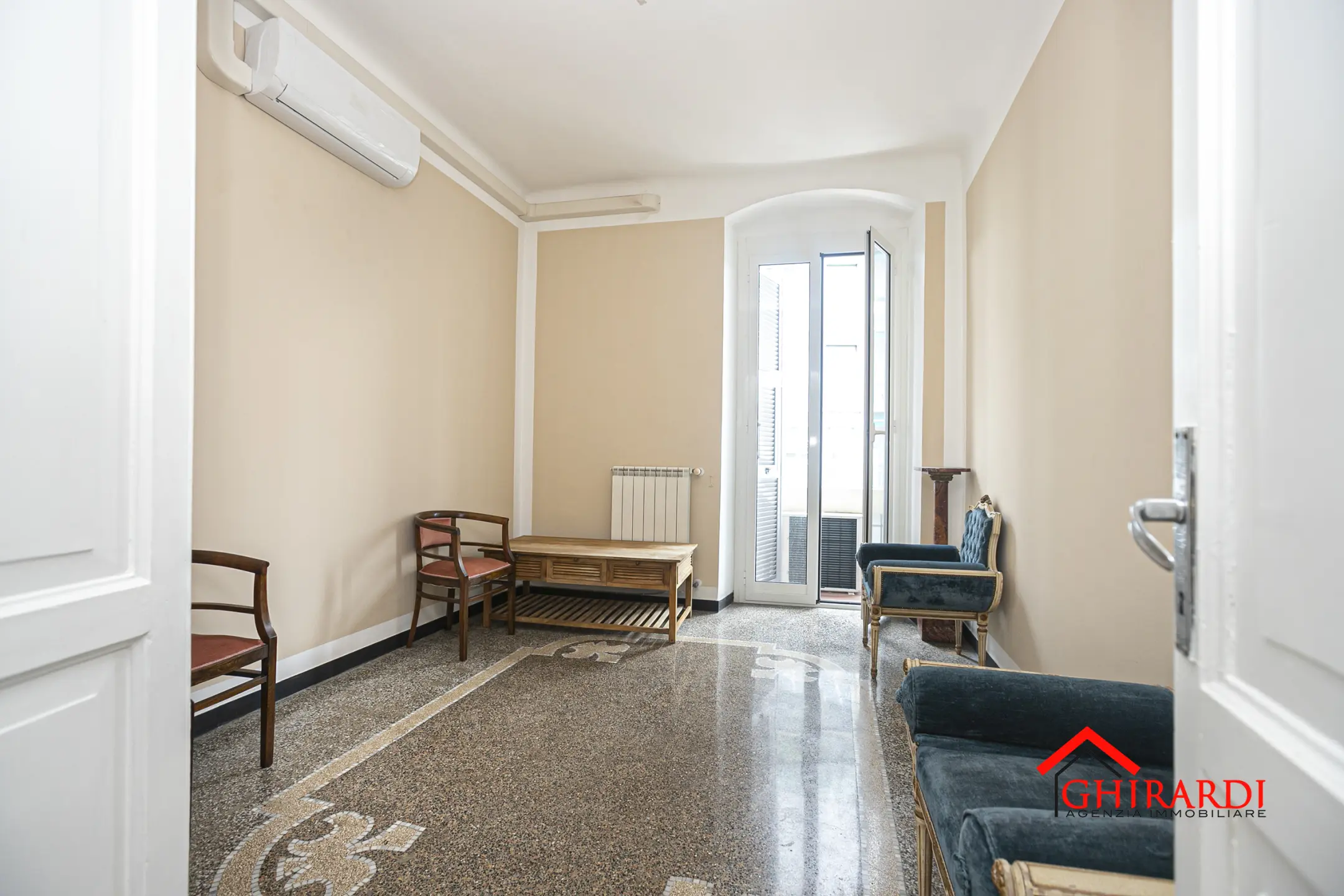 Immagine per Trilocale in affitto a Genova
