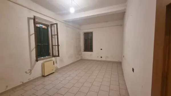 Casale strada Gazzano 30, Parma