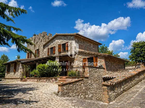 Casale via Frazione Castelrinaldi, Todi