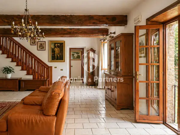 Casale via Frazione Castelrinaldi, Todi