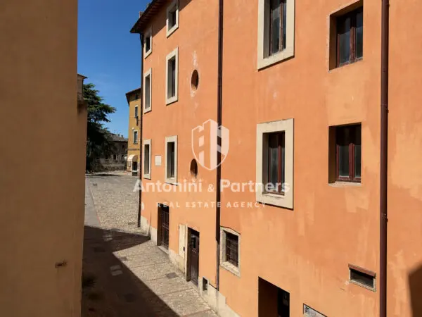 Monolocale via San Benedetto, Todi