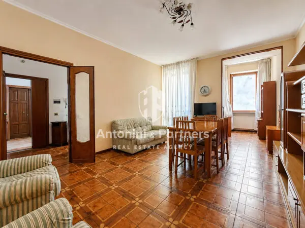 Monolocale via San Benedetto, Todi