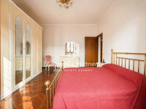 Monolocale via San Benedetto, Todi