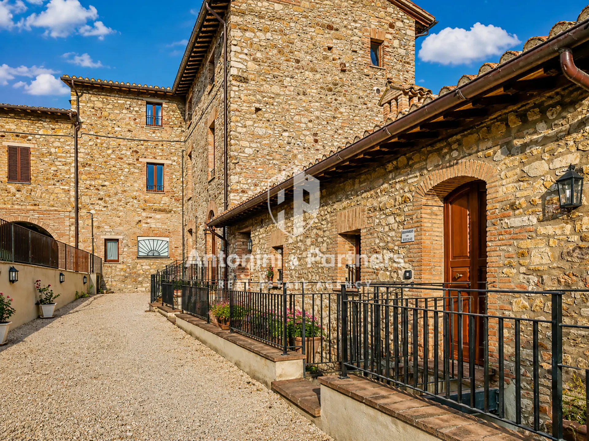 Immagine per Casale in vendita a Todi via Frazione Montemolino Todi
