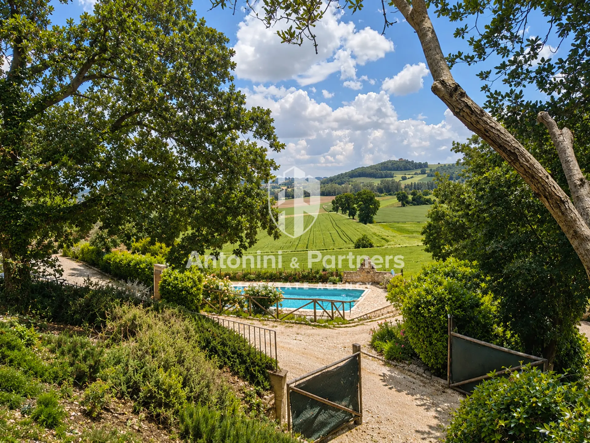 Immagine per Casale in vendita a Todi via Frazione Montemolino Todi