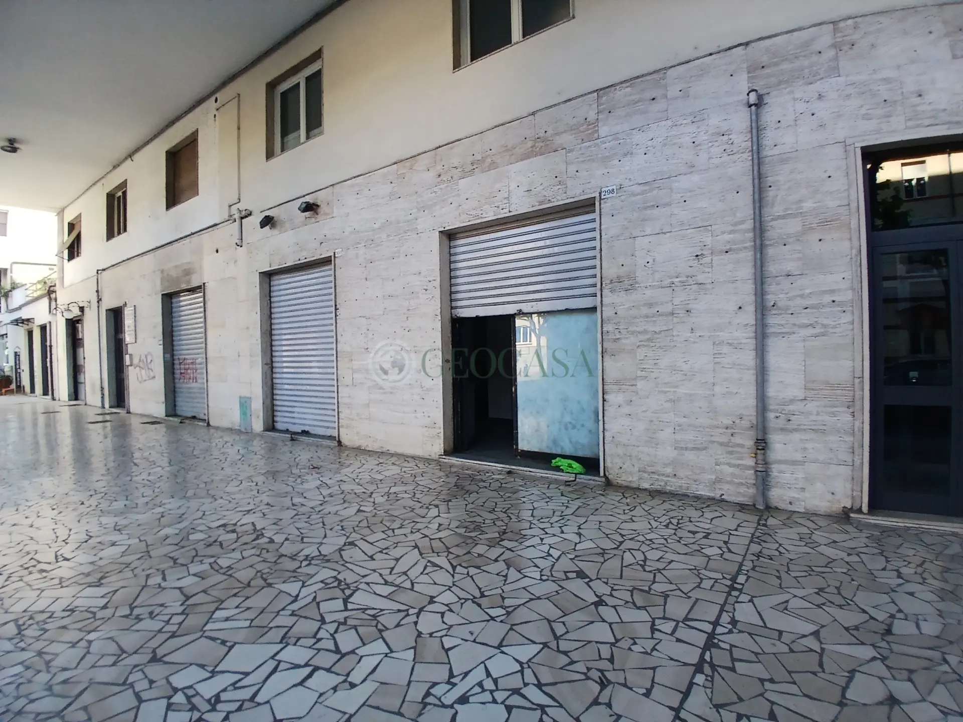 Immagine per Locale commerciale in affitto a La Spezia via Vittorio Veneto 298