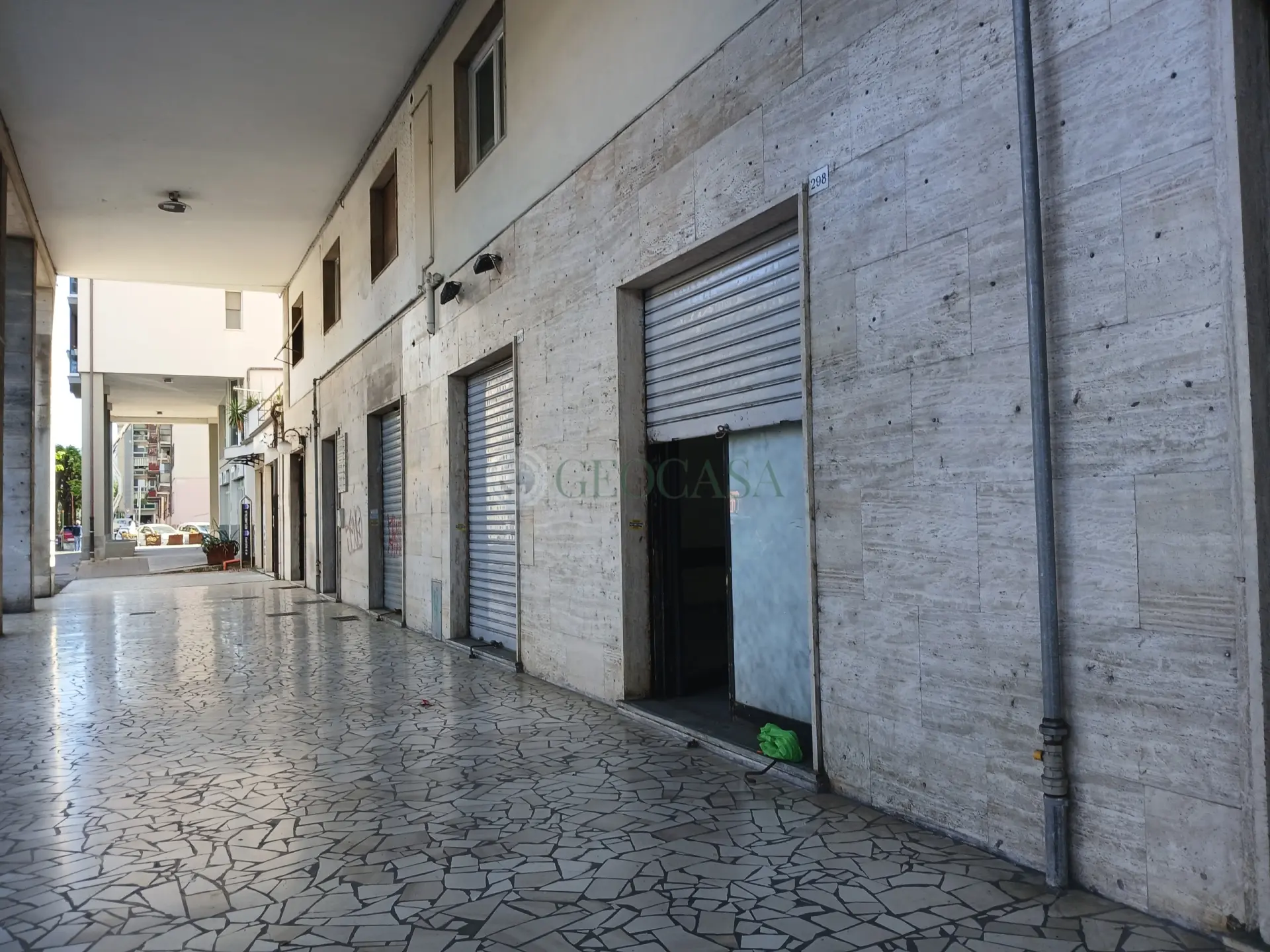 Immagine per Locale commerciale in affitto a La Spezia via Vittorio Veneto 298