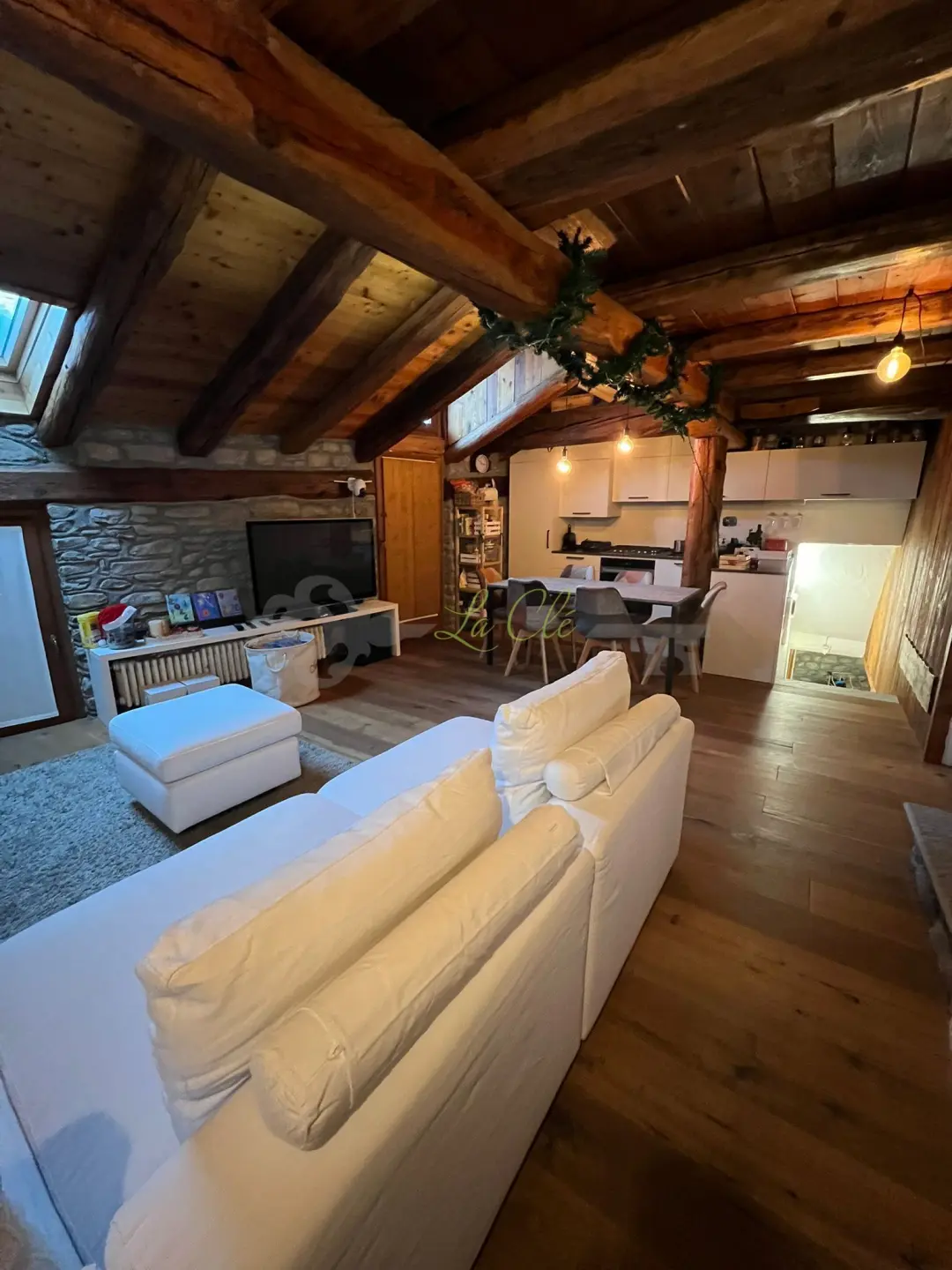 Immagine per Quadrilocale in vendita a Courmayeur via Trou Des Romains 9