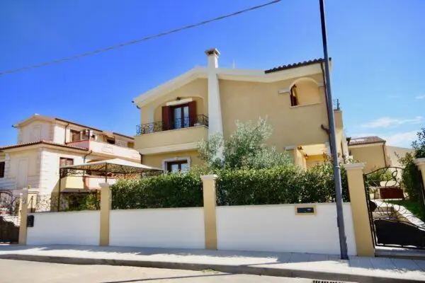 Villa via Ruinadas 18a, Olbia