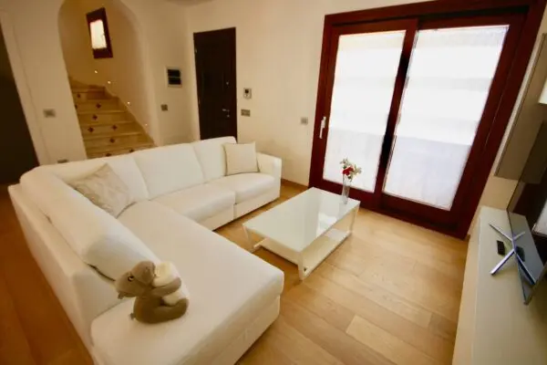 Villa via Ruinadas 18a, Olbia