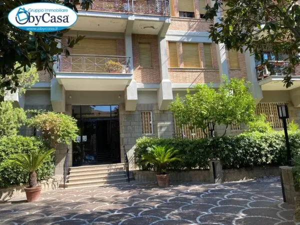 Appartamento via Luigi Lilio, Roma