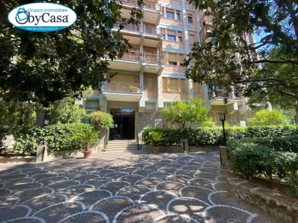 Appartamento via Luigi Lilio, Roma