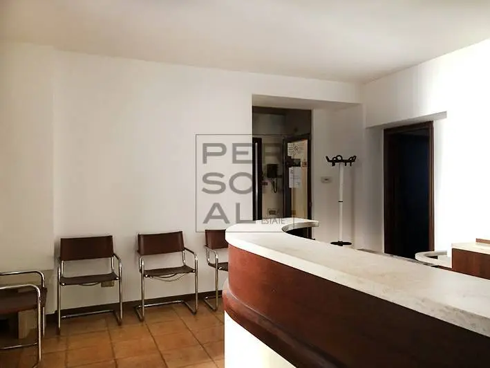 Immagine per Ufficio in affitto a Trento  