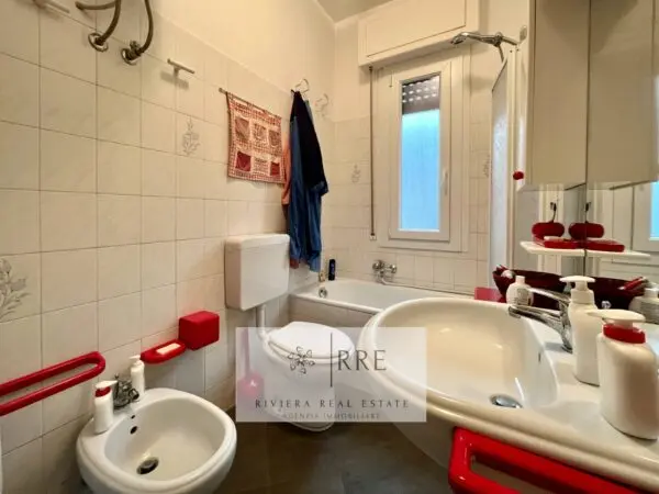 Appartamento via Colla Micheri, Tovo San Giacomo
