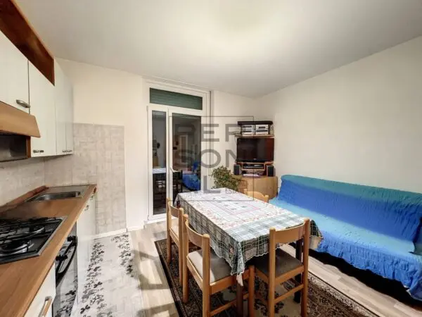 Appartamento via Albiano, Albiano
