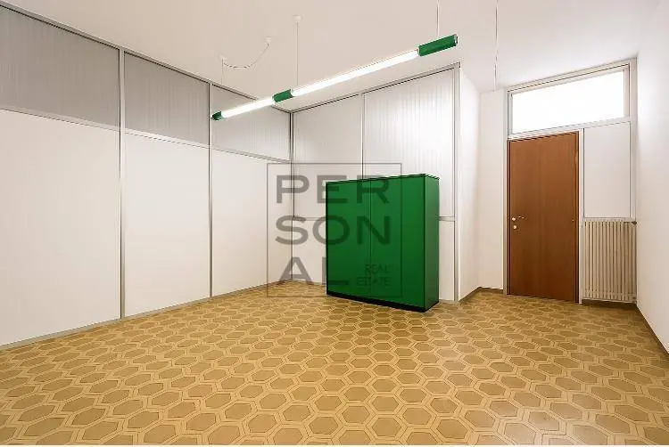 Immagine per Ufficio in affitto a Trento  