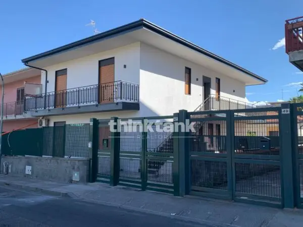 Appartamento via Santa Maria Dei Monti Arsi 45, Ragalna