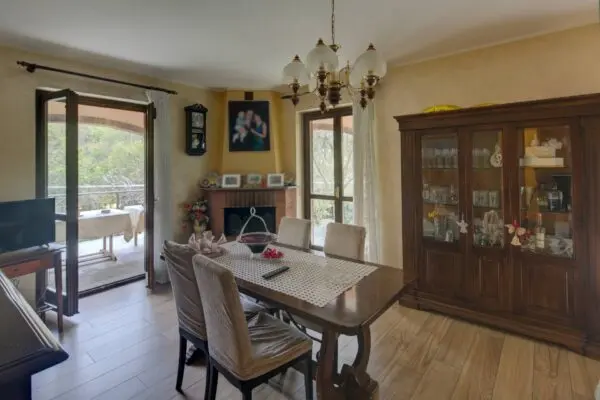Villa viale Dei Tigli 26, Avigliana