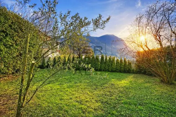 Casa Semindipendente via Salorno, Velturno