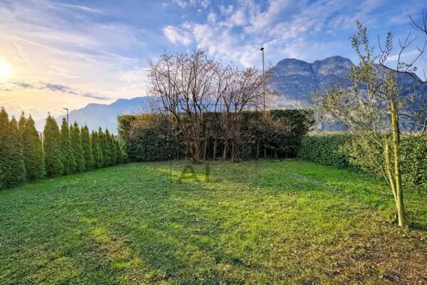 Casa Semindipendente via Salorno, Velturno