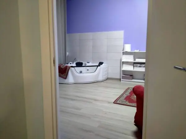 Negozio via Sempione 7, Casorate Sempione
