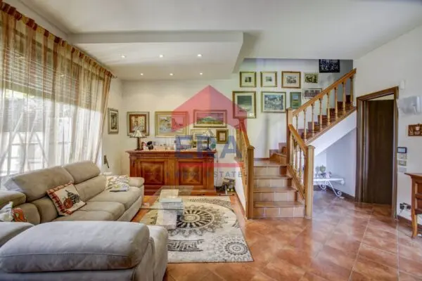 Villa viale Piave 10, Ardea
