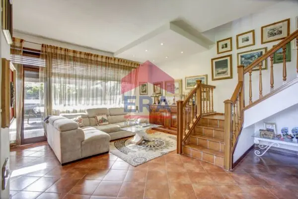 Villa viale Piave 10, Ardea