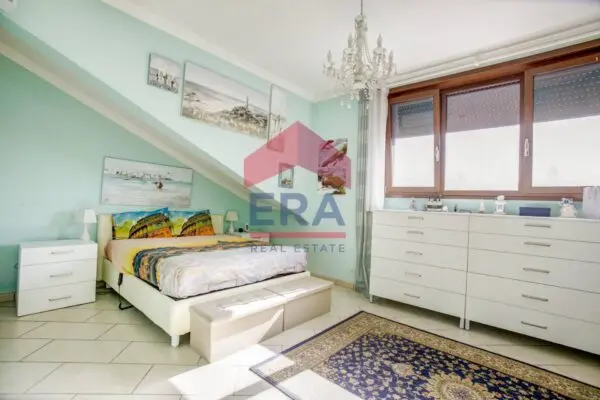 Villa viale Piave 10, Ardea