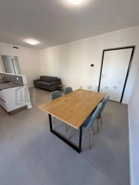 Appartamento via Fratelli Bandiera, Rende
