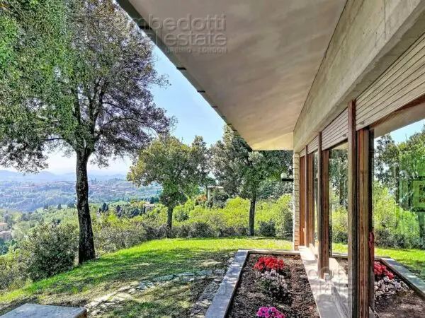 Villa via, Urbino