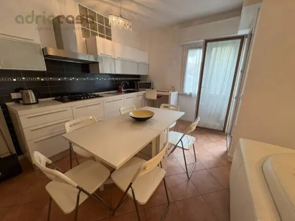 Appartamento viale Emilia, Riccione